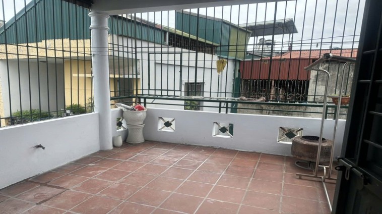 Cho thuê nhà trong ngõ Kim Ngưu, 5 tầng, diện tích 30m2 - 3PN - 3vs giá 12triệu - Full đồ